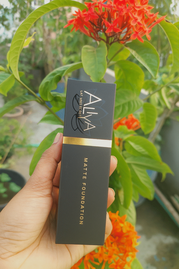 ALIYA Matte Foundation